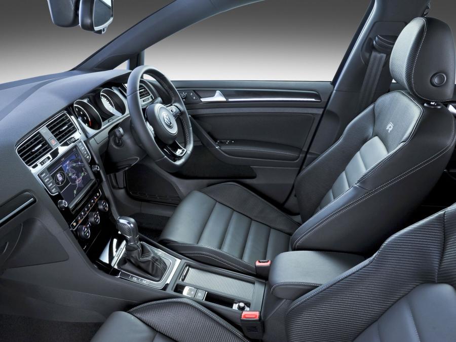  Volkswagen Golf R 5-Door 2014 года  (ZA) (фото 7 из 18)